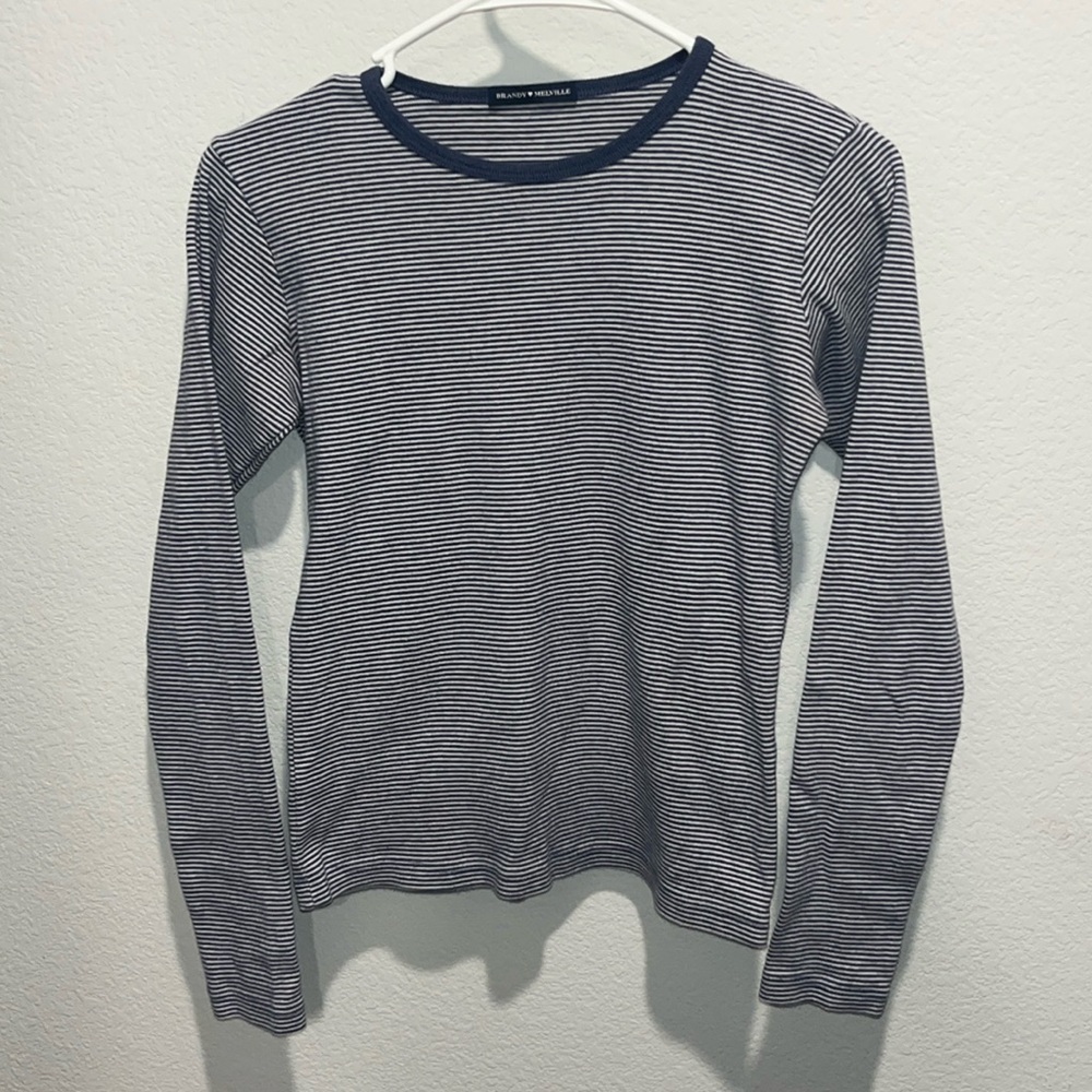 Brandy Melville long sleeve top